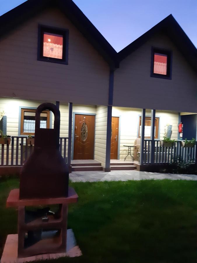 Domki Teo Pietrowe I Parterowe Rewal Esterno foto